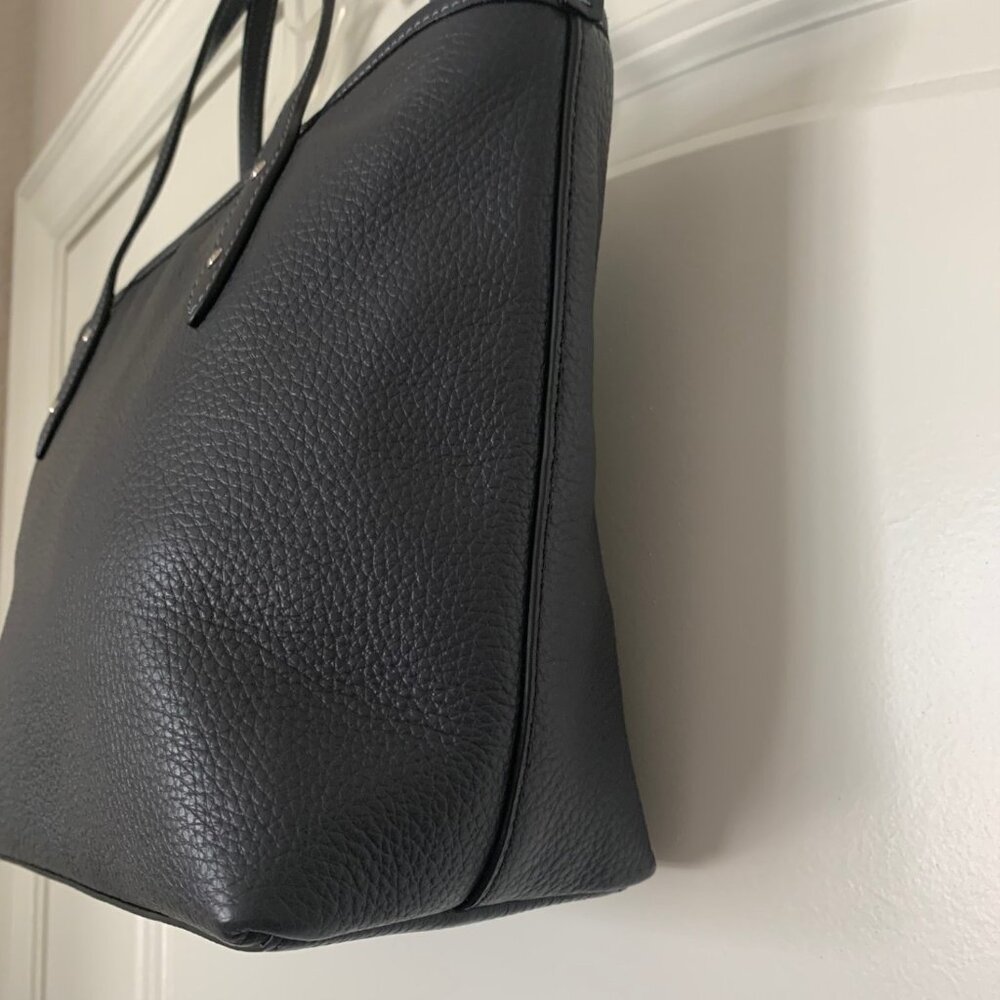 Auth. NWOT Coach Women’s Midnight Leather Bow Mini City Zip Tote 28988 - Picture 5 of 9